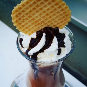 Sommer in Untergiesing Eiskaffee