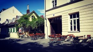 Sommer in Untergiesing Biergarten Lucullus