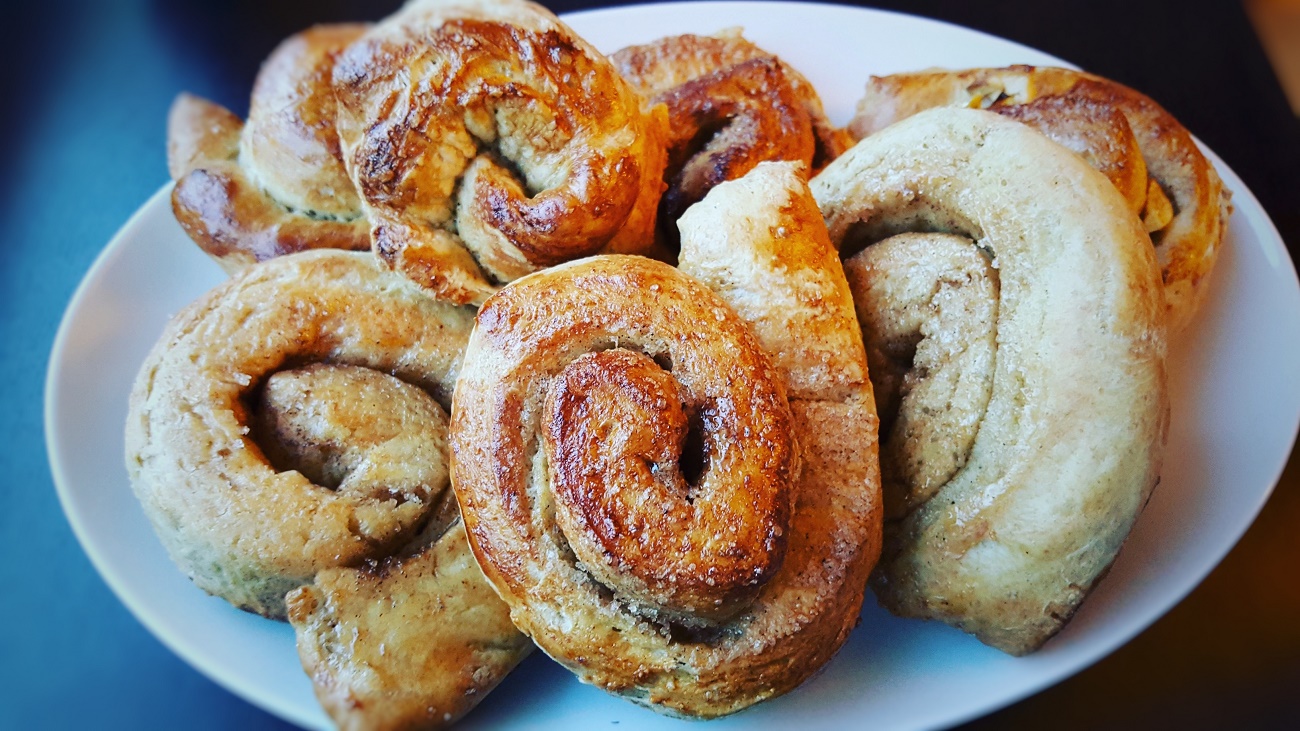 Vegane Zimtschnecken ohne Ei und ohne Milch: Osterzopf
