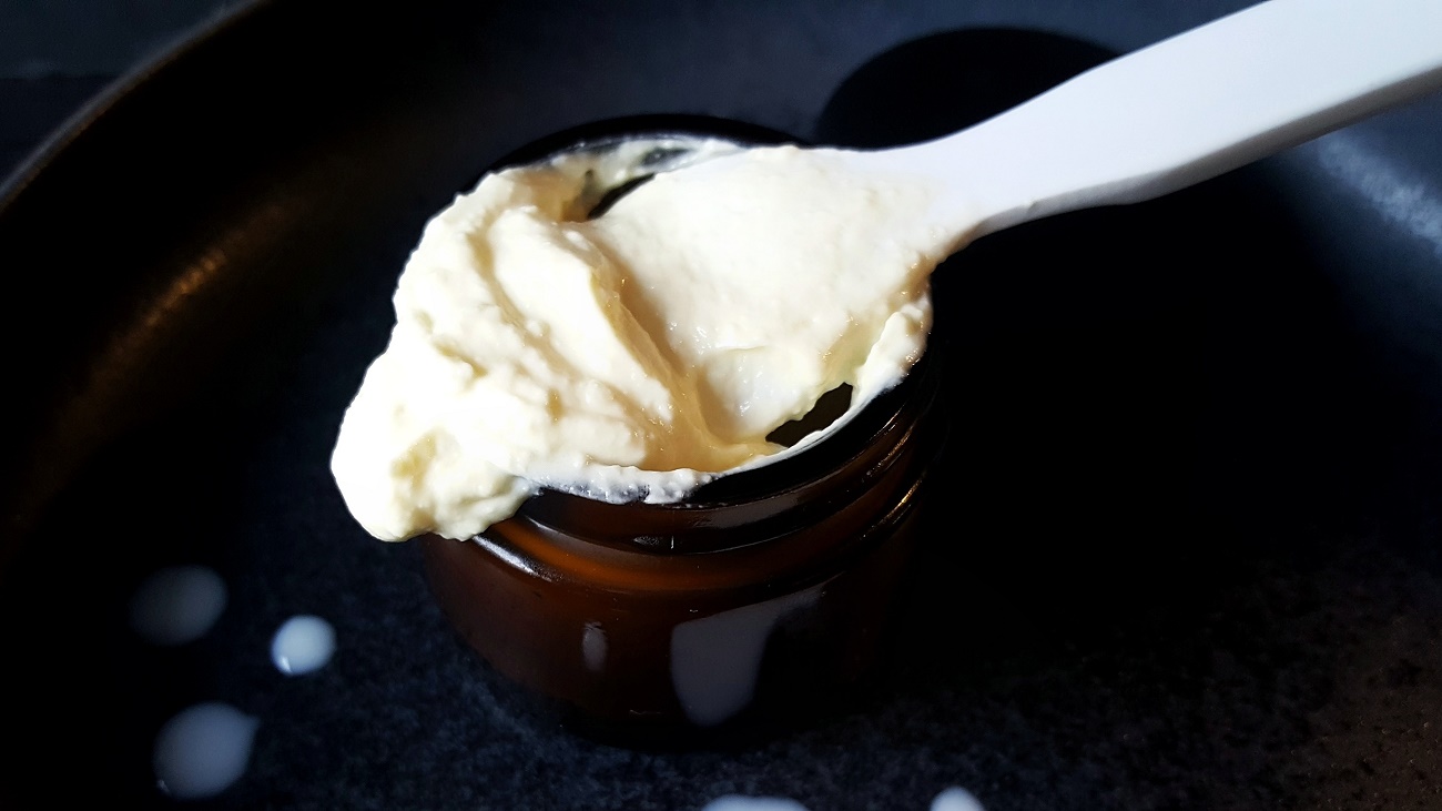 Milchcreme für Körper und Gesicht selber machen