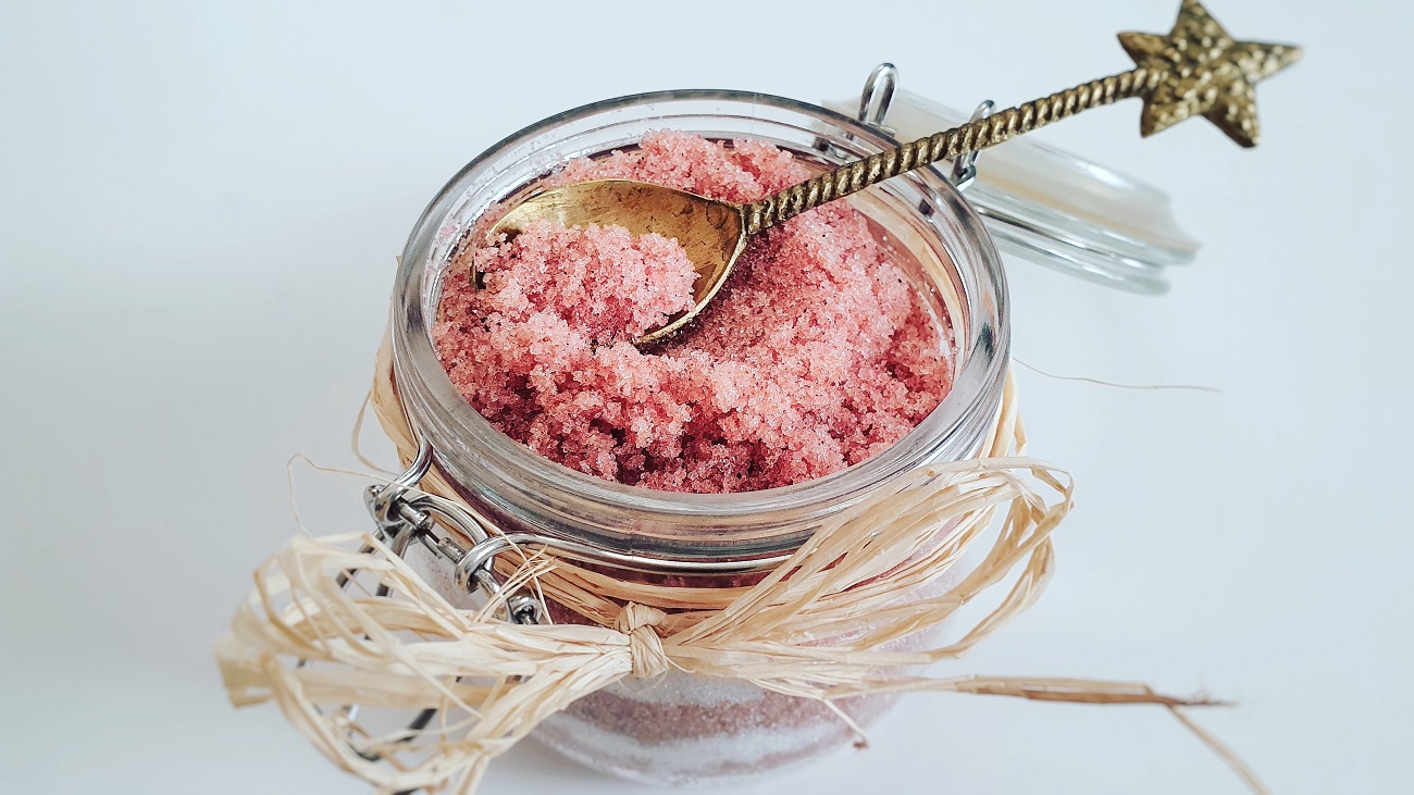 DIY-Bodyscrub: Zucker Körperpeeling ohne Mikroplastik selber machen